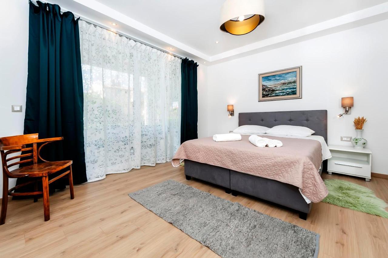 Apartments El Corsaro 로비니 외부 사진