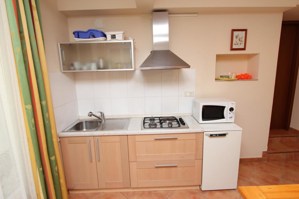 Apartments El Corsaro 로비니 객실 사진