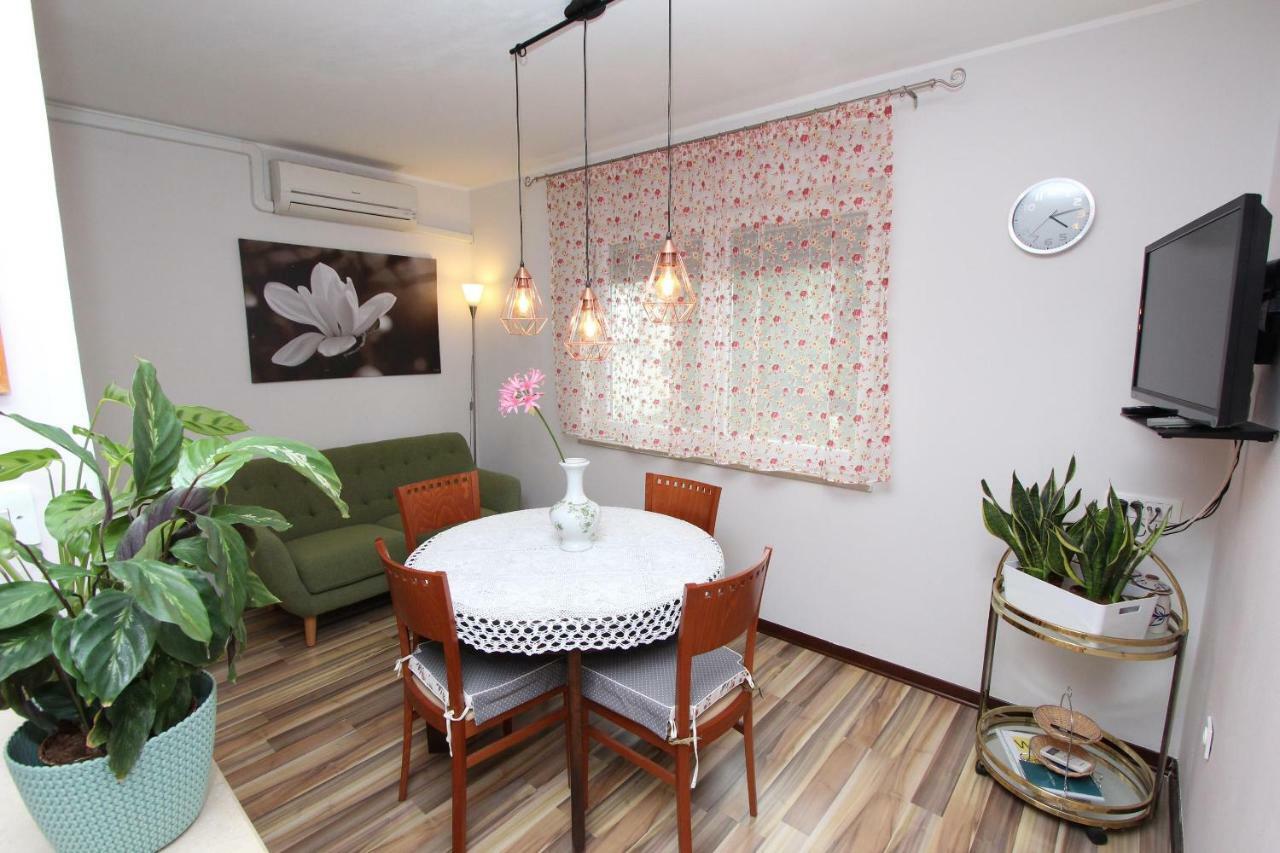 Apartments El Corsaro 로비니 외부 사진