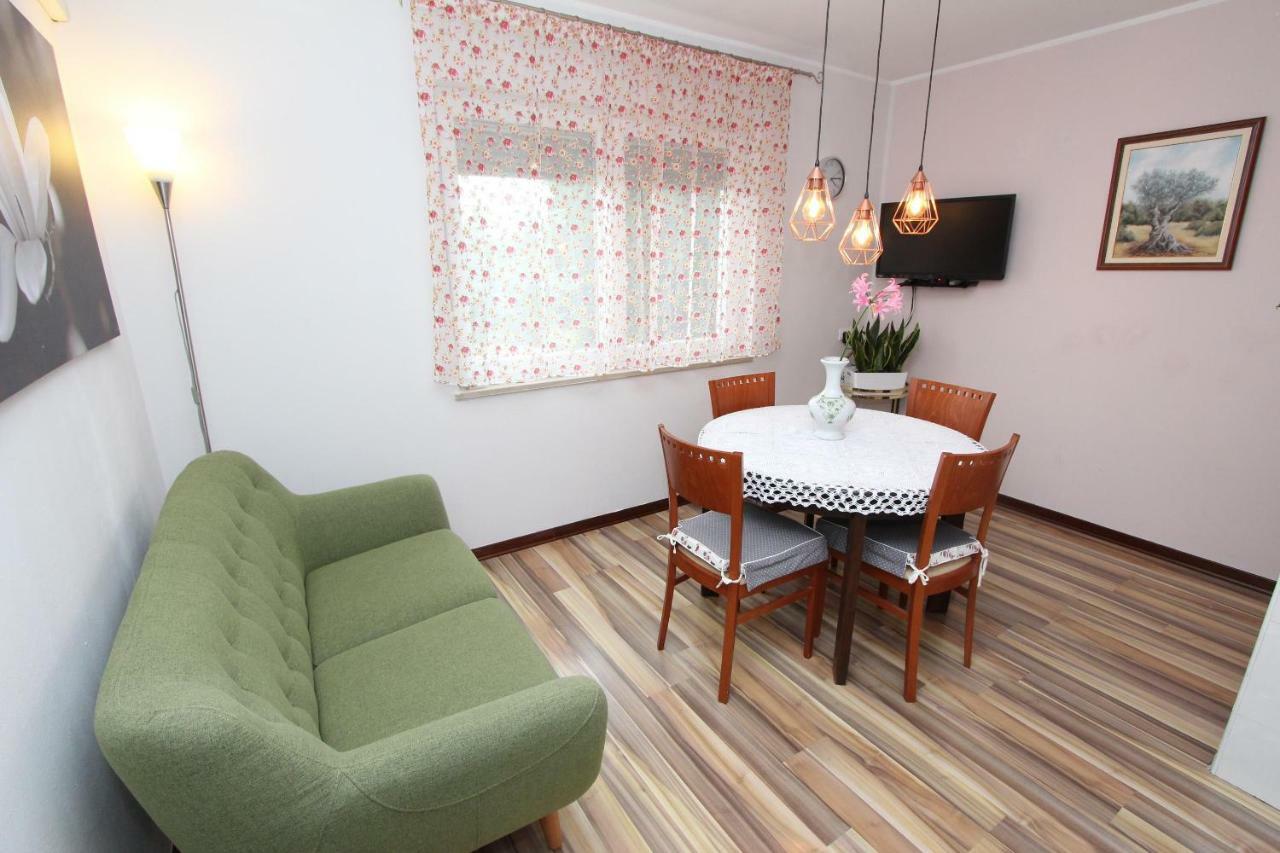 Apartments El Corsaro 로비니 외부 사진